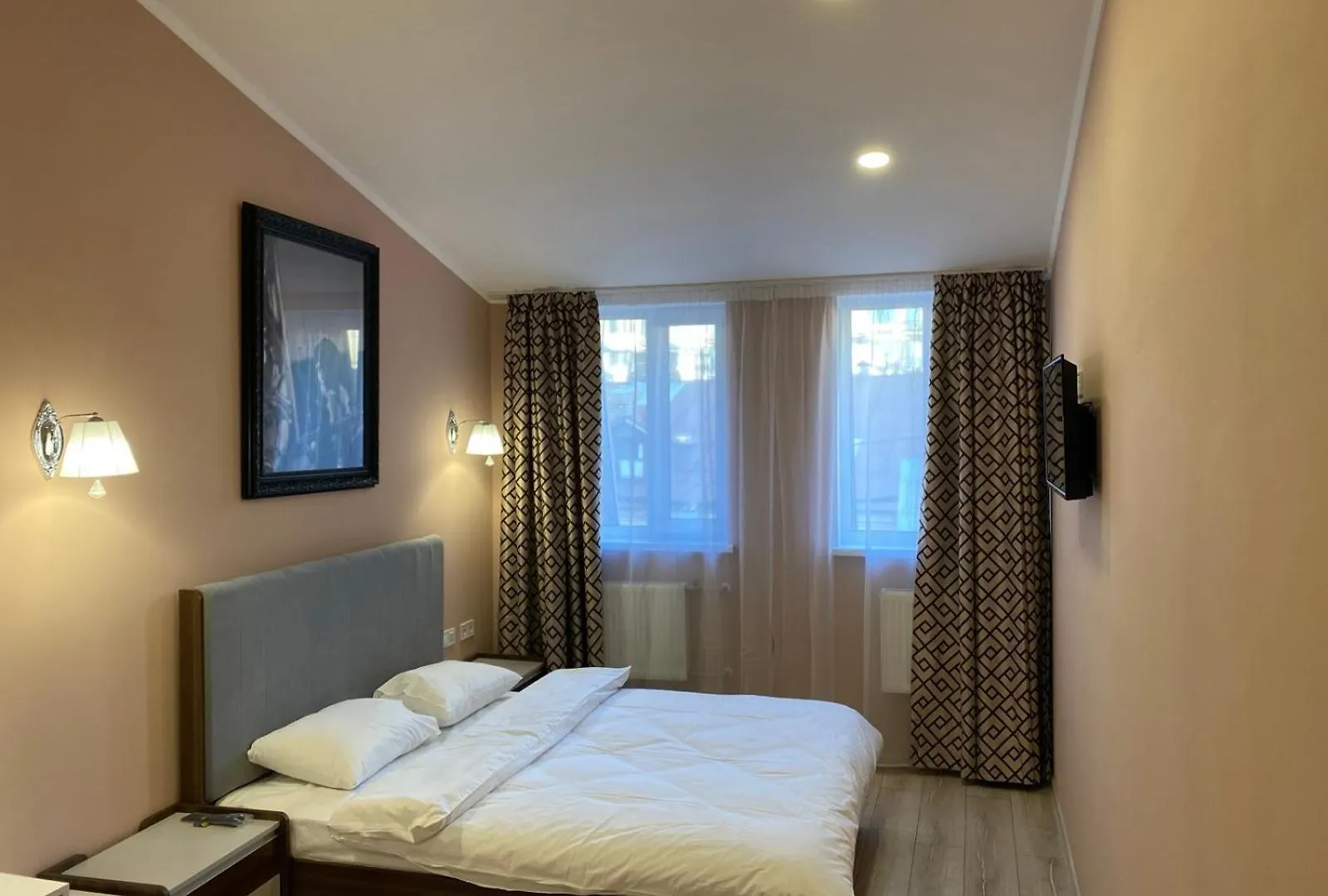 Kyiv Central Apart Hotel