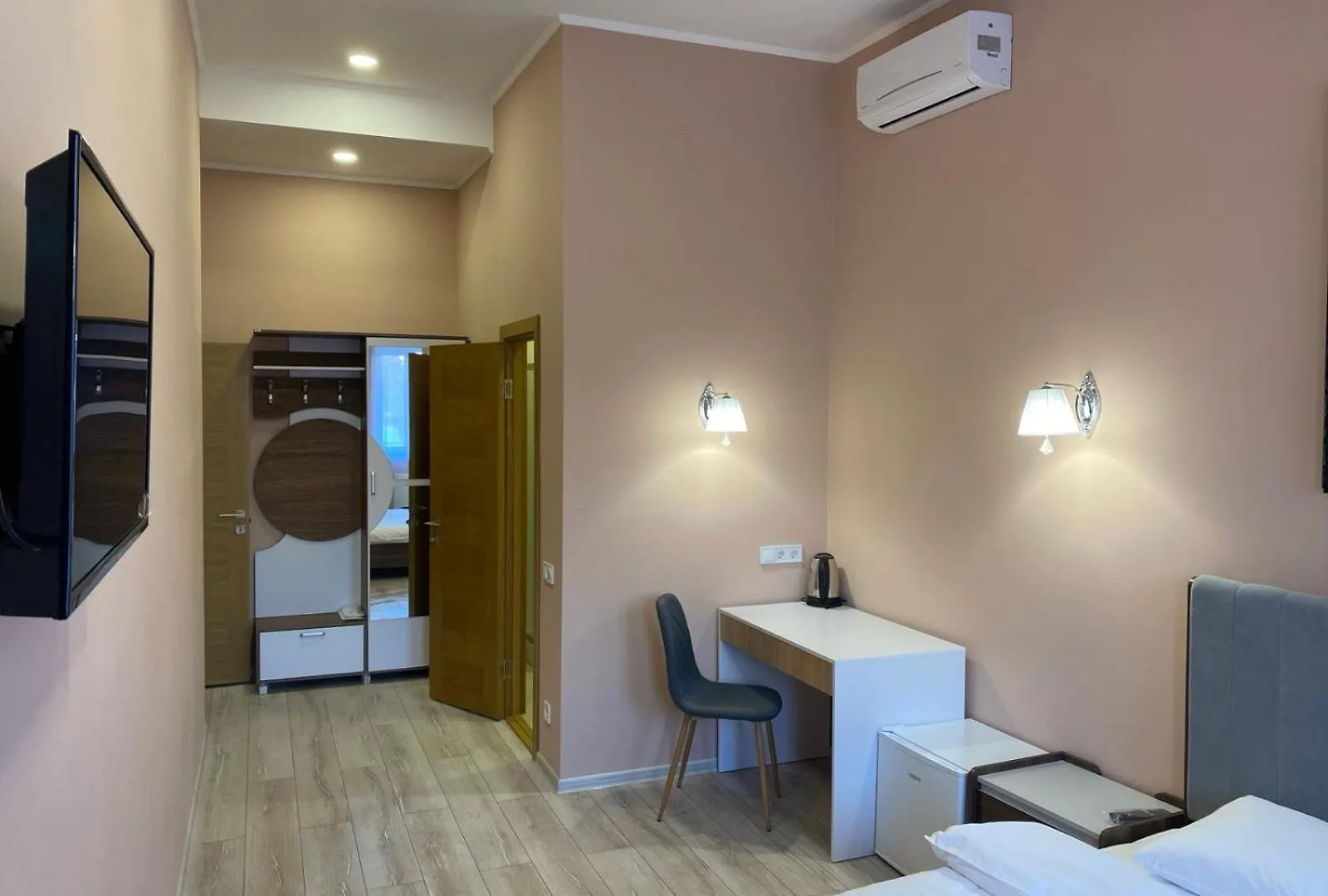 Kyiv Central Apart Hotel 0*,